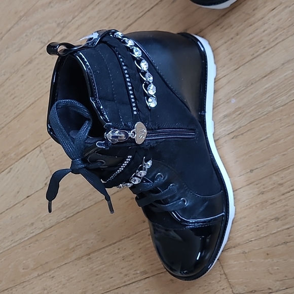 Stuart Weitzman Ariana Chain Boots size 5 - Picture 3 of 8